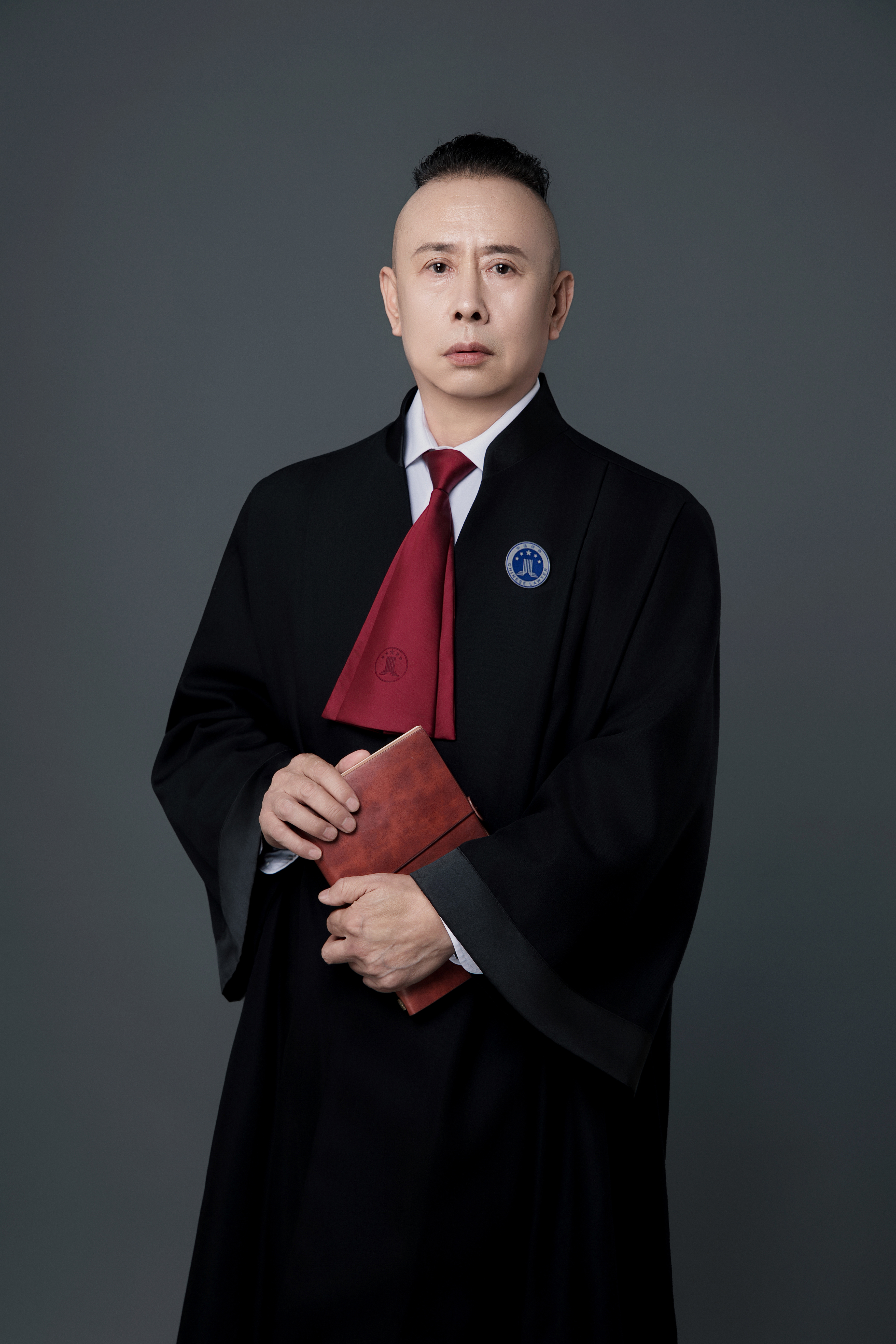 张庆忠律师照片